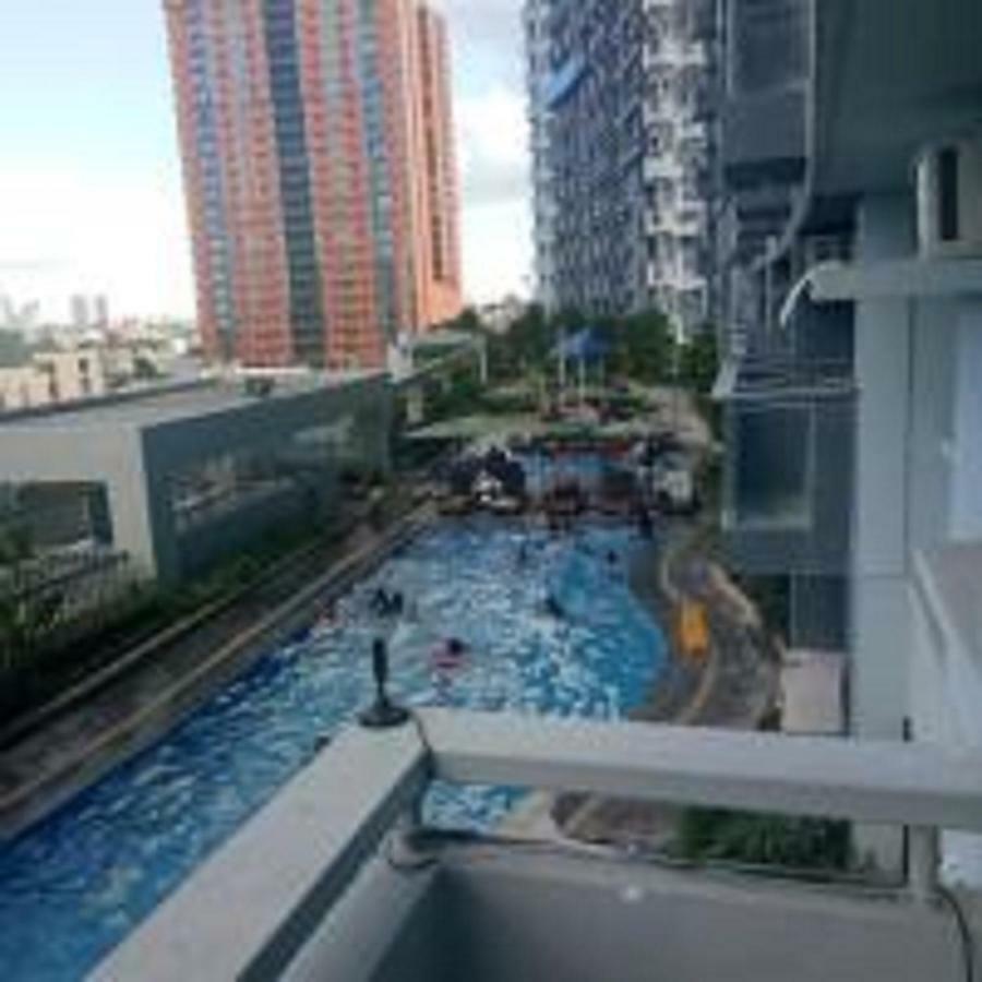 Cubao Manhattanheights Unit 11A Tower B, 2Br マニラ市 エクステリア 写真