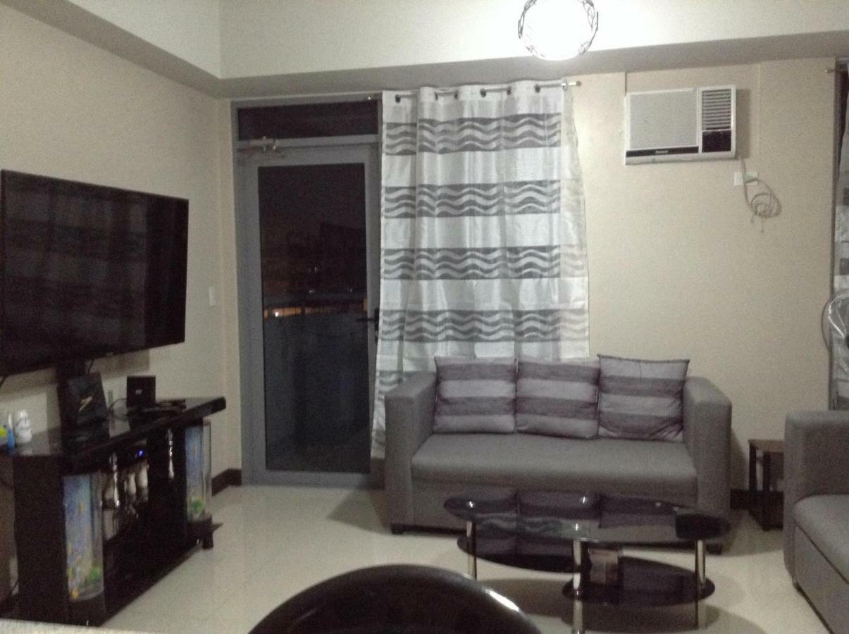 Cubao Manhattanheights Unit 11A Tower B, 2Br マニラ市 エクステリア 写真