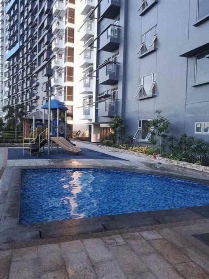 Cubao Manhattanheights Unit 11A Tower B, 2Br マニラ市 エクステリア 写真