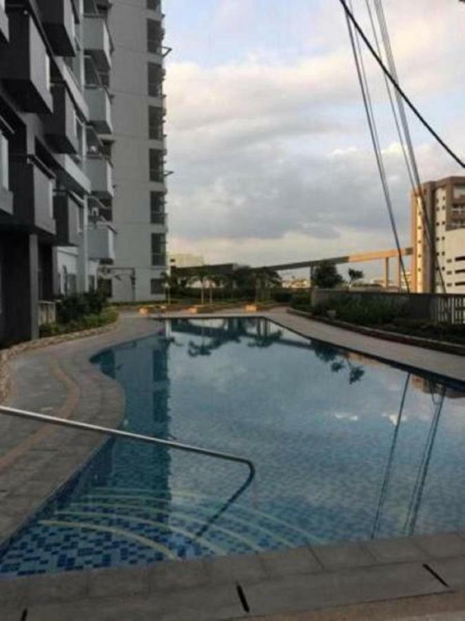 Cubao Manhattanheights Unit 11A Tower B, 2Br マニラ市 エクステリア 写真