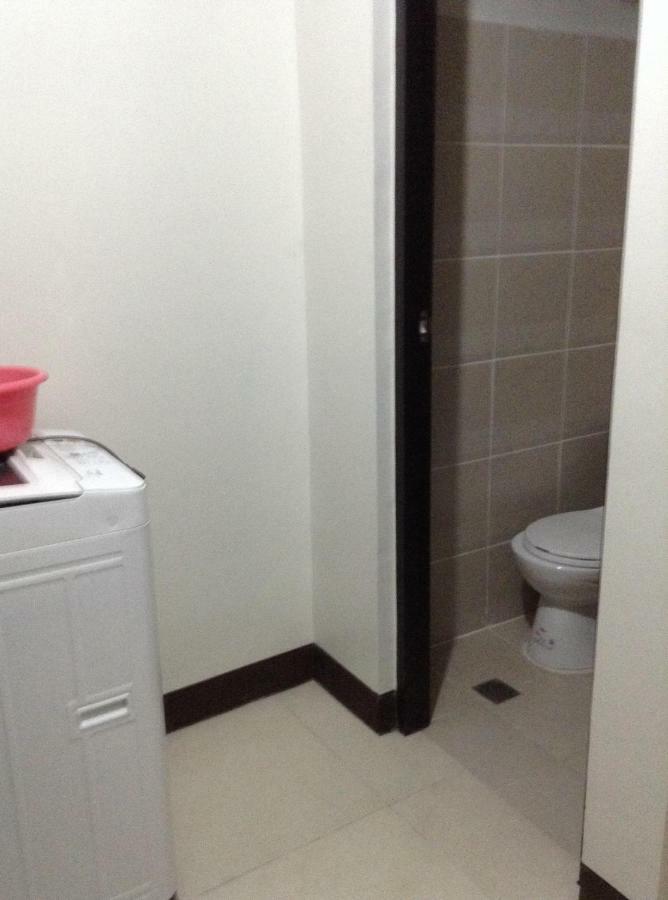 Cubao Manhattanheights Unit 11A Tower B, 2Br マニラ市 エクステリア 写真