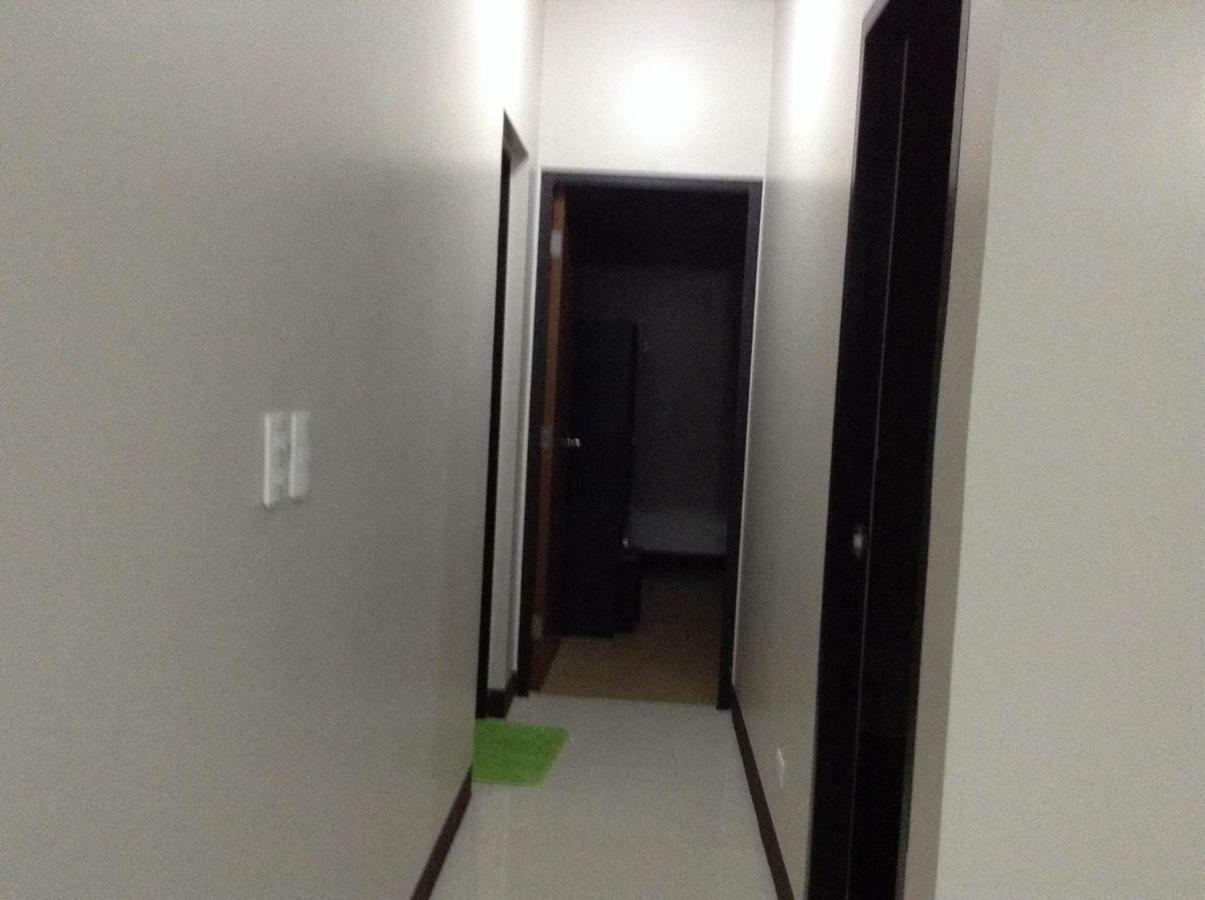 Cubao Manhattanheights Unit 11A Tower B, 2Br マニラ市 エクステリア 写真