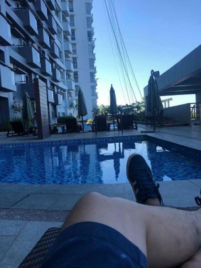 Cubao Manhattanheights Unit 11A Tower B, 2Br マニラ市 エクステリア 写真