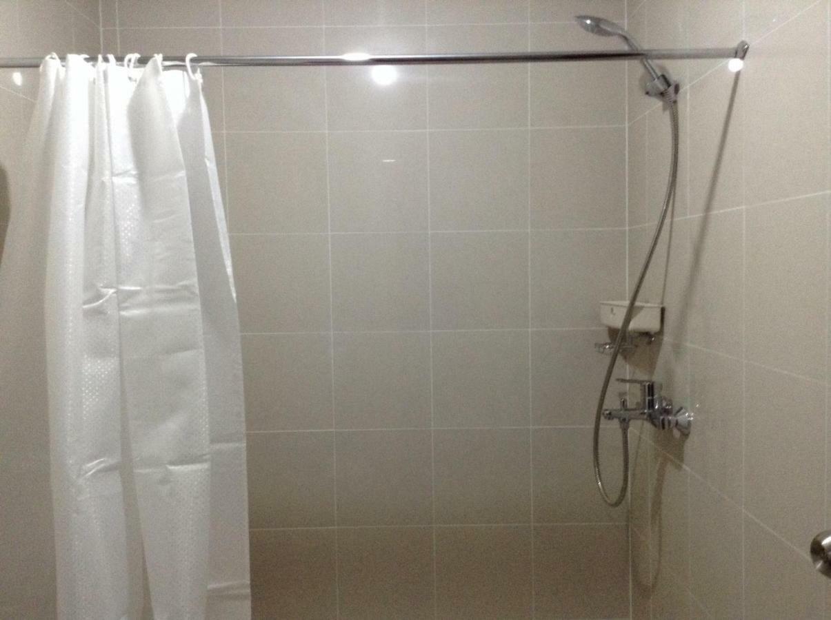 Cubao Manhattanheights Unit 11A Tower B, 2Br マニラ市 エクステリア 写真