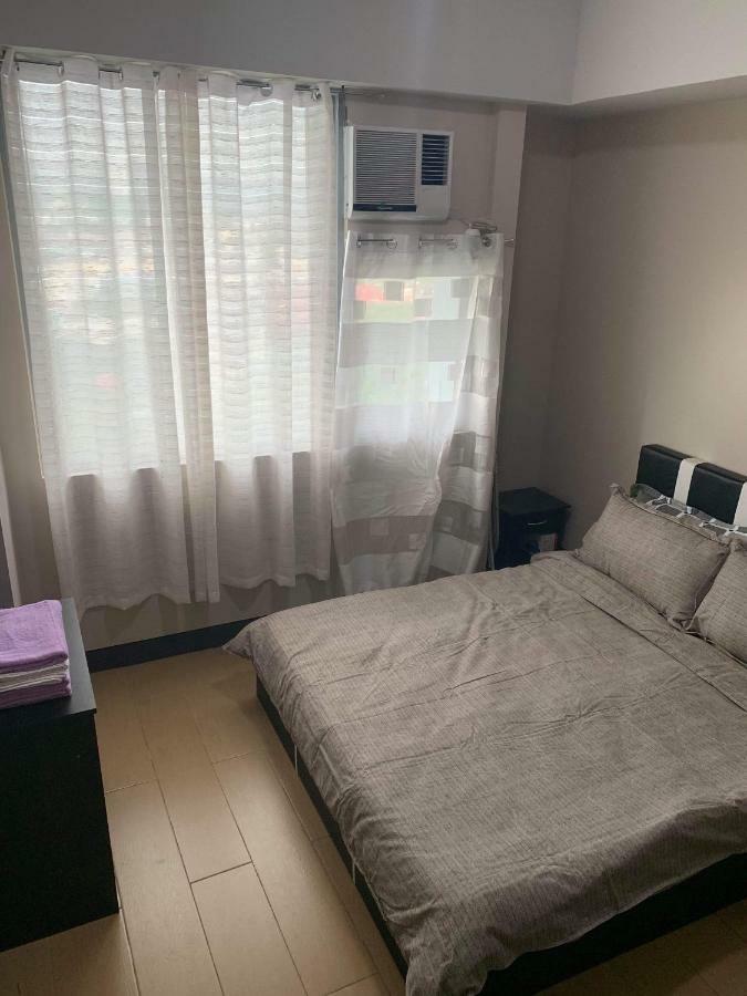Cubao Manhattanheights Unit 11A Tower B, 2Br マニラ市 エクステリア 写真